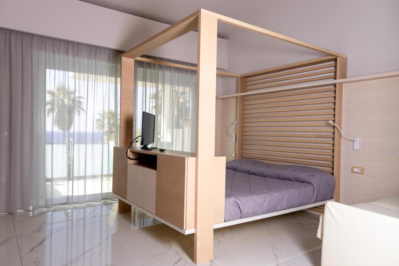 סנטה דומניקה Hotel Villaggio Stromboli מראה חיצוני תמונה