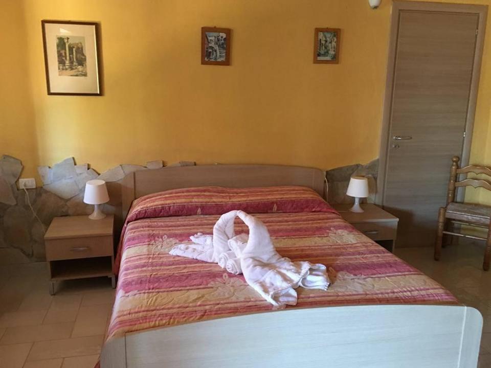 סנטה דומניקה Hotel Villaggio Stromboli מראה חיצוני תמונה
