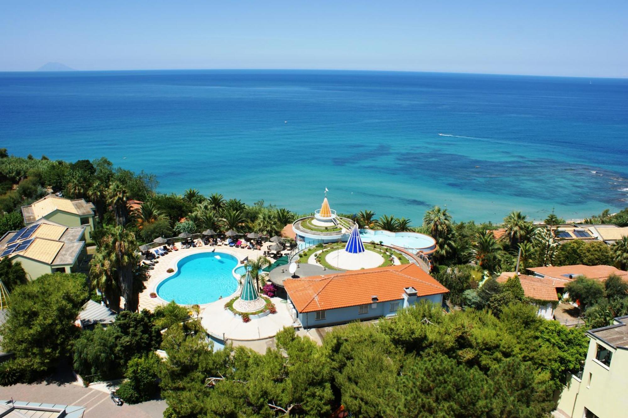 סנטה דומניקה Hotel Villaggio Stromboli מראה חיצוני תמונה