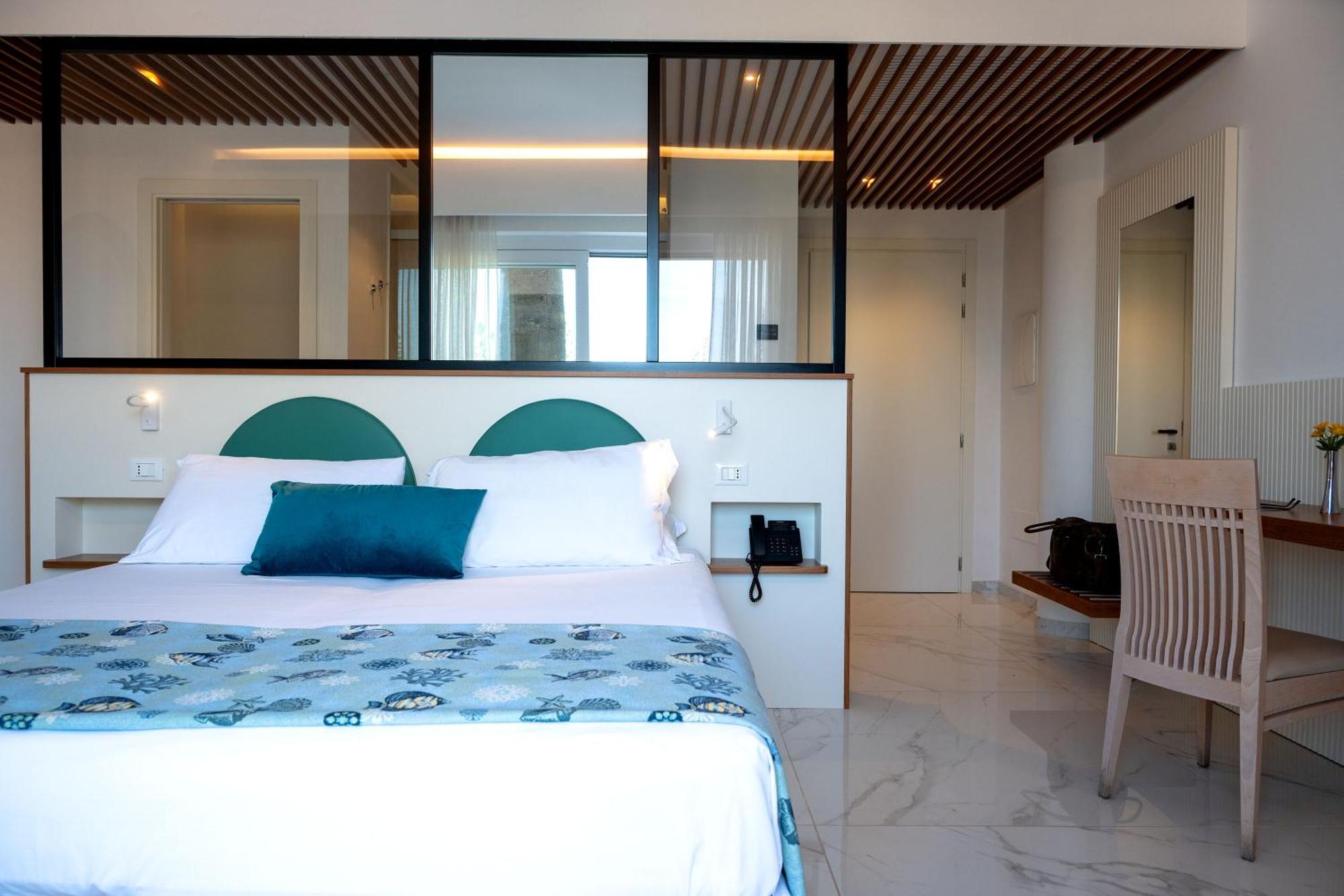 סנטה דומניקה Hotel Villaggio Stromboli מראה חיצוני תמונה