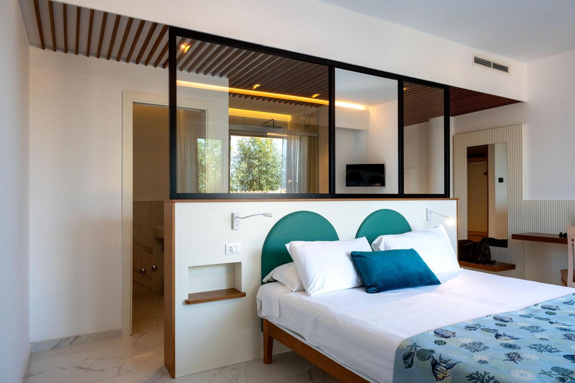 סנטה דומניקה Hotel Villaggio Stromboli מראה חיצוני תמונה