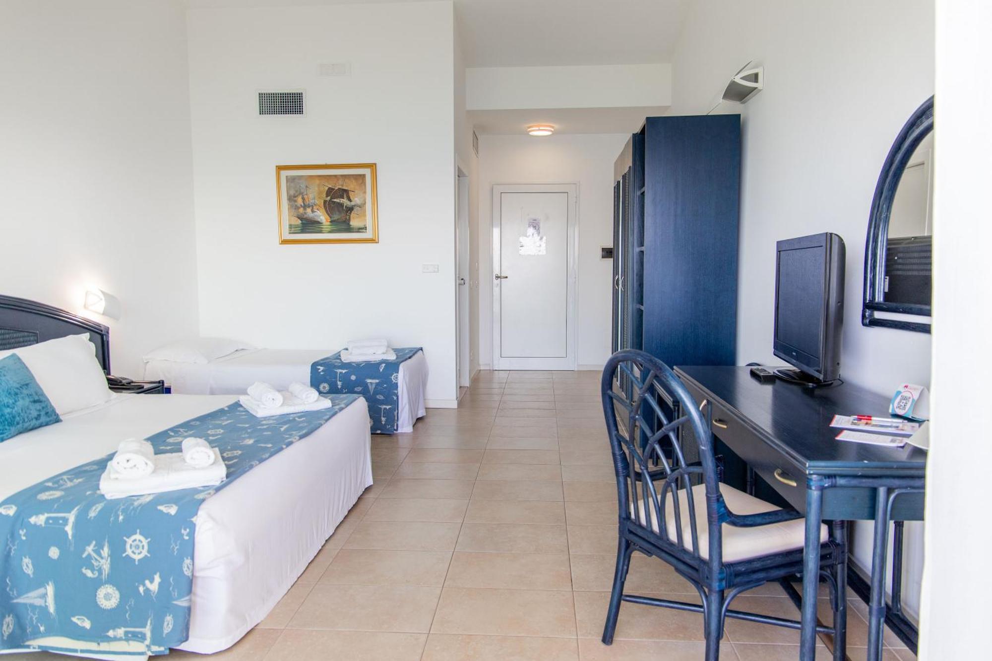 סנטה דומניקה Hotel Villaggio Stromboli מראה חיצוני תמונה
