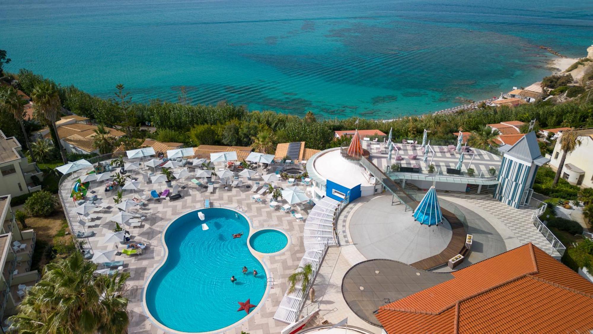 סנטה דומניקה Hotel Villaggio Stromboli מראה חיצוני תמונה