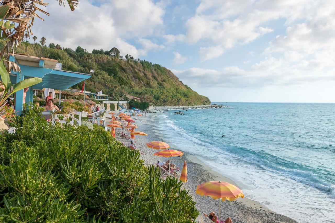 סנטה דומניקה Hotel Villaggio Stromboli מראה חיצוני תמונה