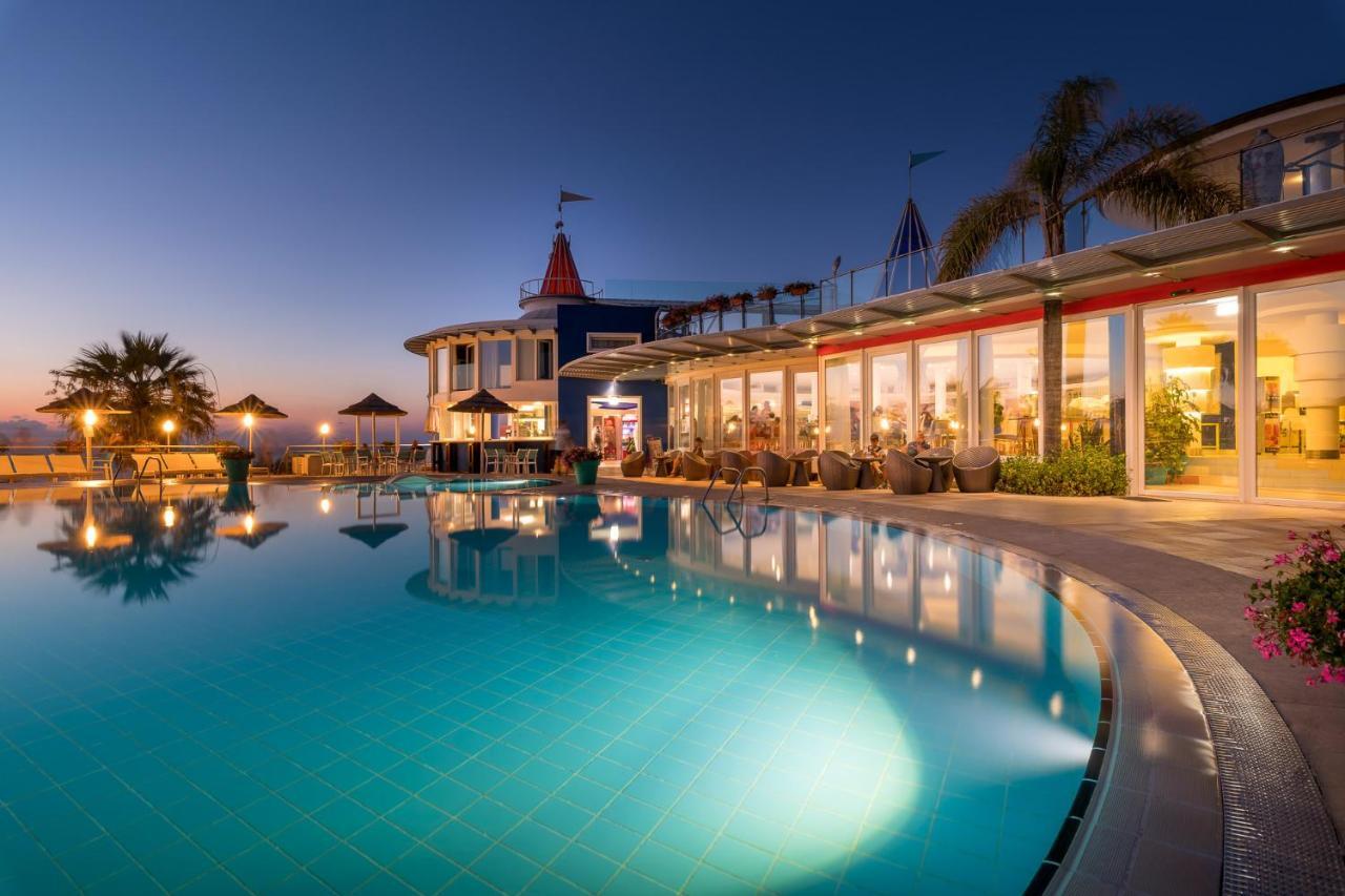 סנטה דומניקה Hotel Villaggio Stromboli מראה חיצוני תמונה