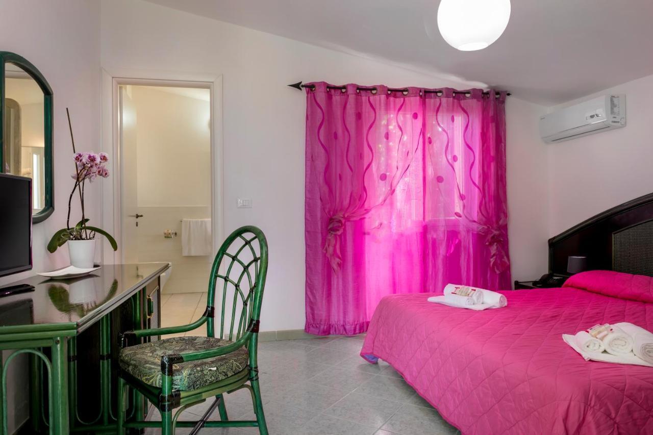 סנטה דומניקה Hotel Villaggio Stromboli מראה חיצוני תמונה