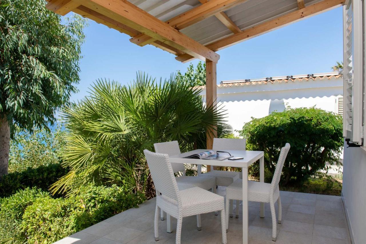 סנטה דומניקה Hotel Villaggio Stromboli מראה חיצוני תמונה